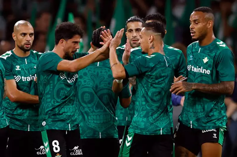 الدوري الإسباني.. ريال بيتيس ينتفض بثلاثية في شباك مايوركا