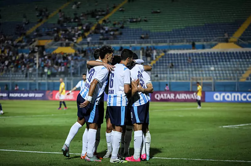 قائمة بيراميدز في السوبر المصري